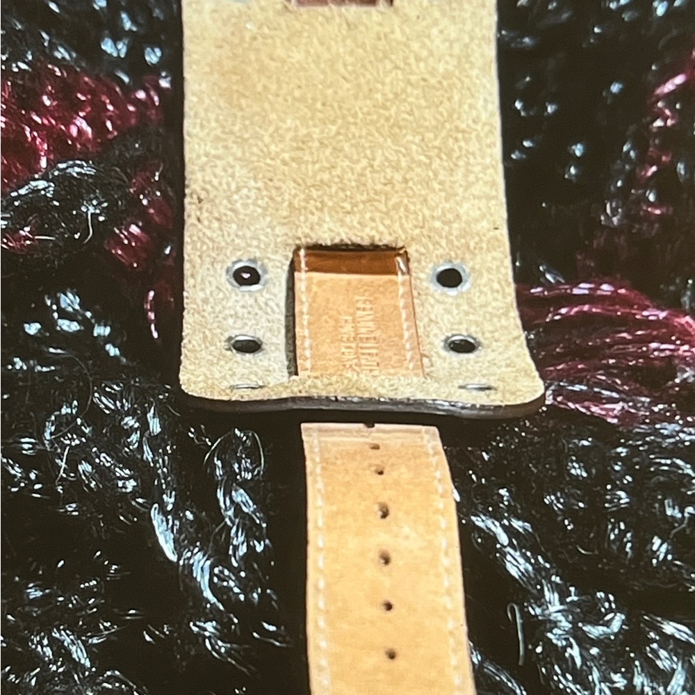⌚️ Dr. Martens Vintage Leather Cuff Watch – Timekeeper, Built Like Their Boots - Picture 6 of 6